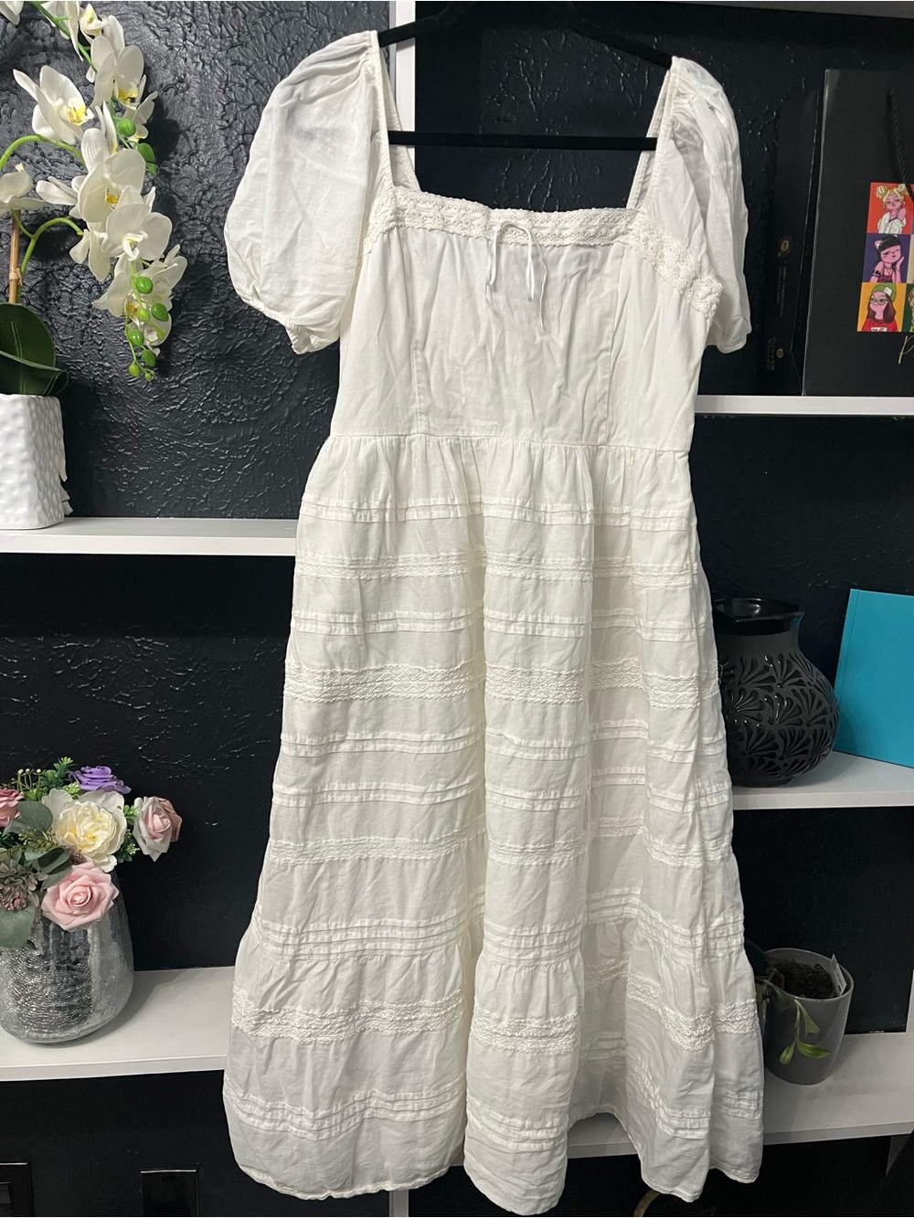 Abercrombie & Fitch White Puff-Sleeve Midi Dress
